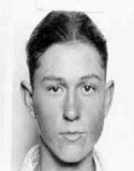 Clyde Barrow Biography, Life, Interesting Facts