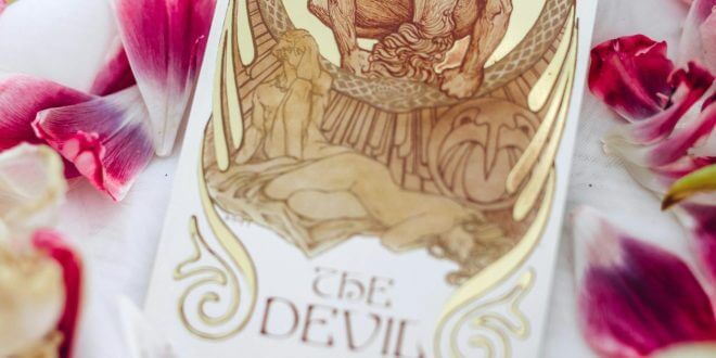 Tarot card the Devil